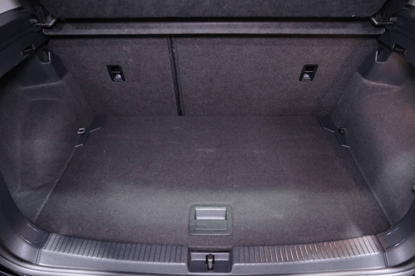 VOLKSWAGEN T-Cross 69