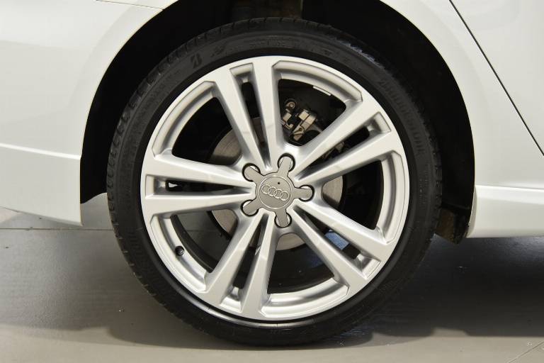 AUDI A3 36