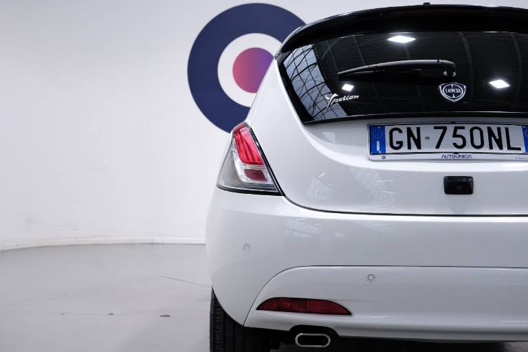 LANCIA Ypsilon 49