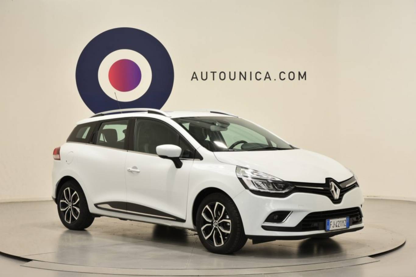 RENAULT Clio 28