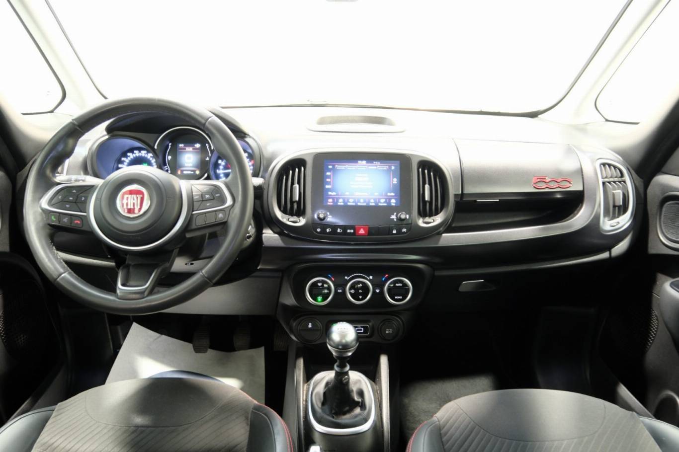 FIAT 500L 10