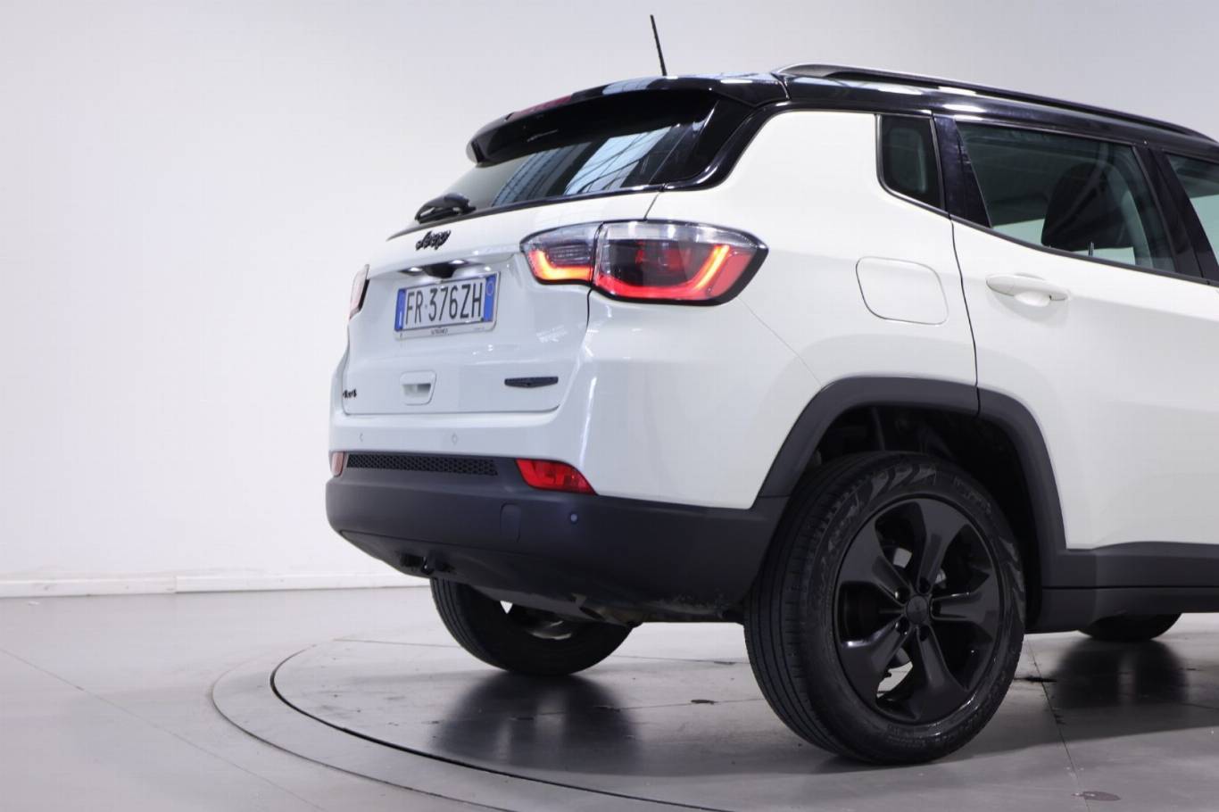 JEEP Compass 13