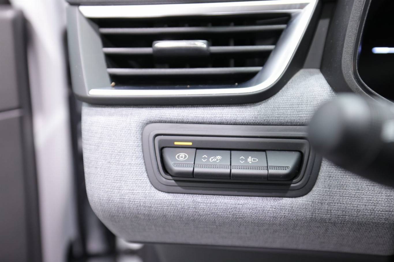 RENAULT Clio 26