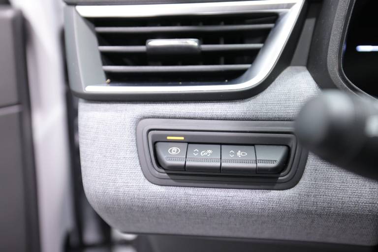 RENAULT Clio 26