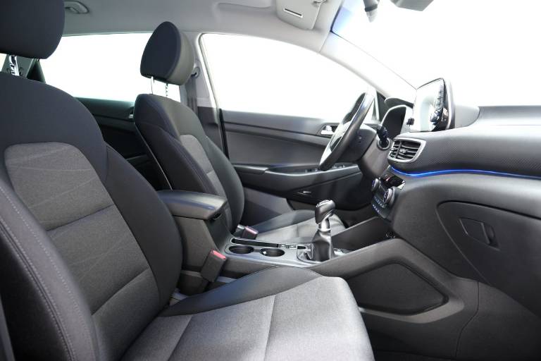 HYUNDAI Tucson 61