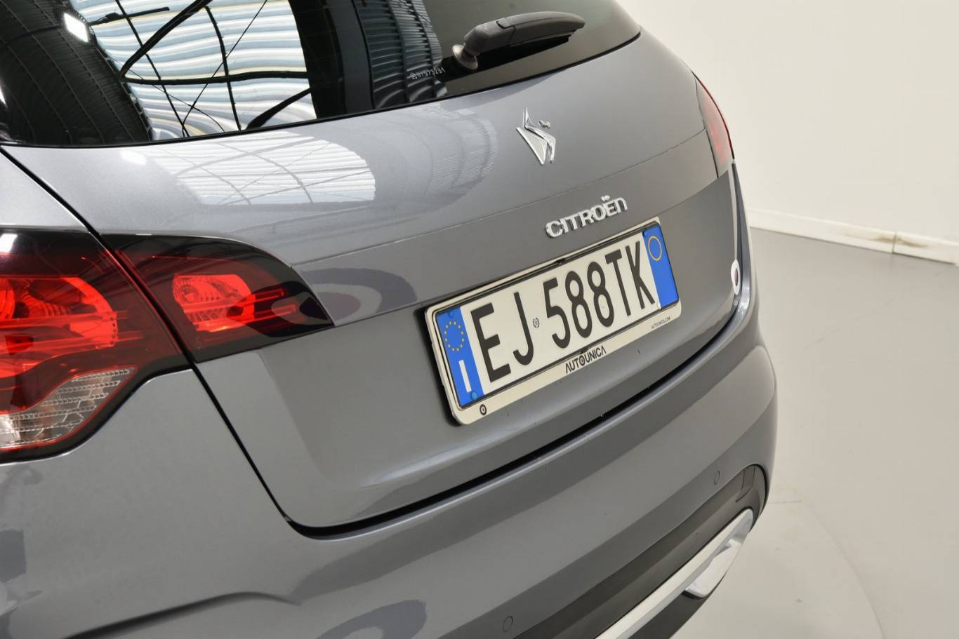 DS AUTOMOBILES DS 4 61