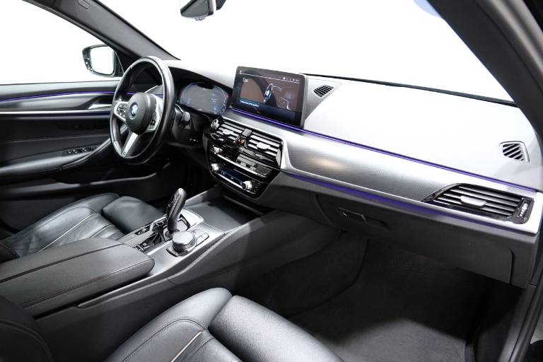 BMW 530 57