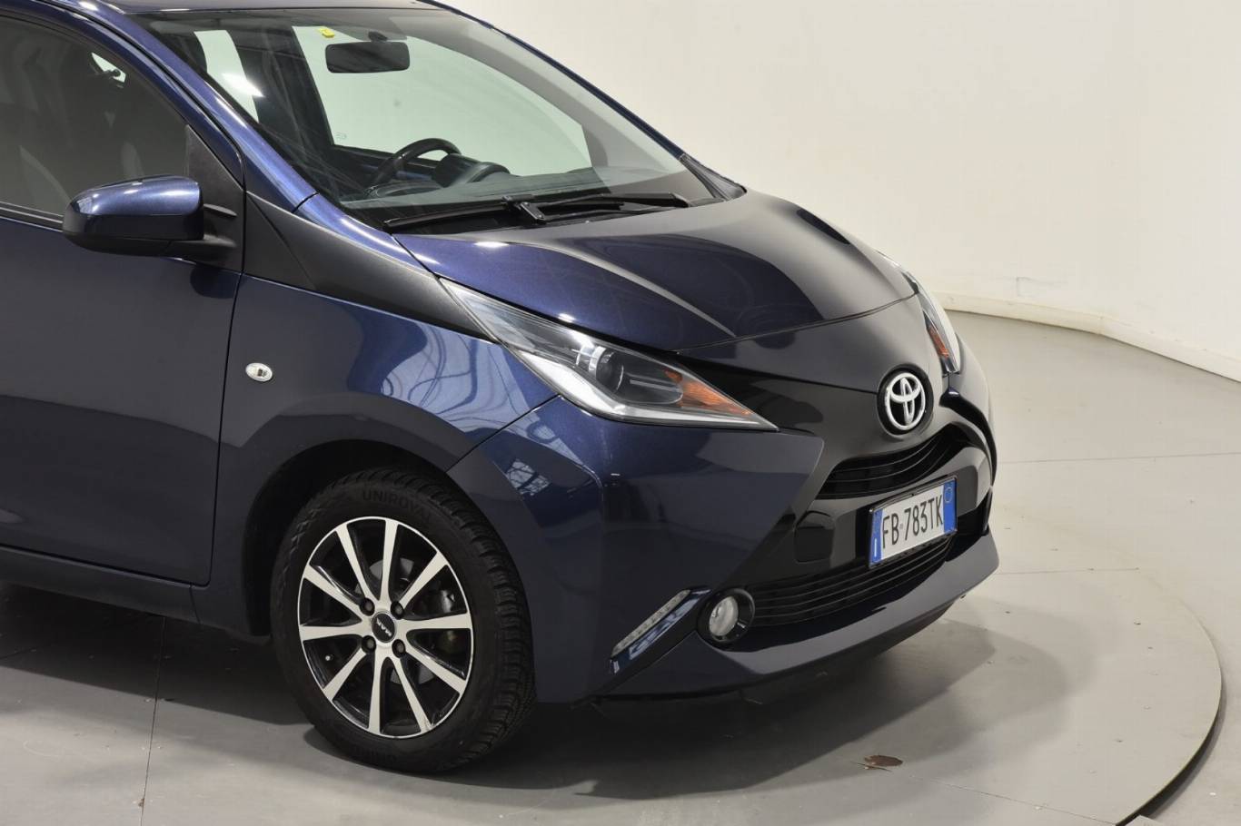 TOYOTA Aygo 16