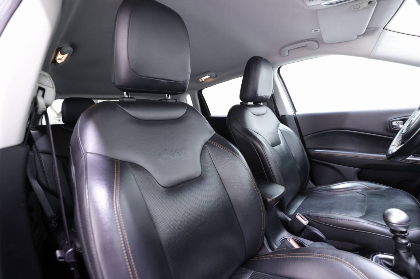 JEEP Compass 52