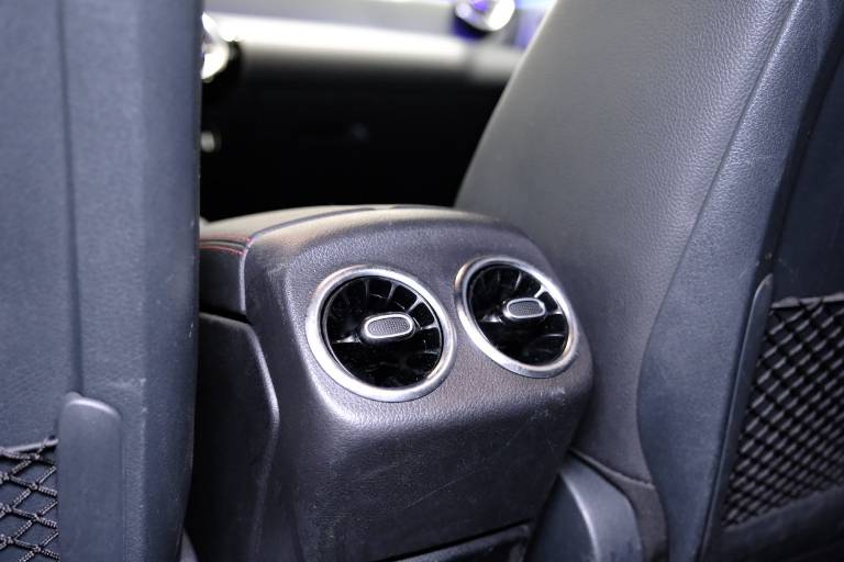 MERCEDES-BENZ A 180 41
