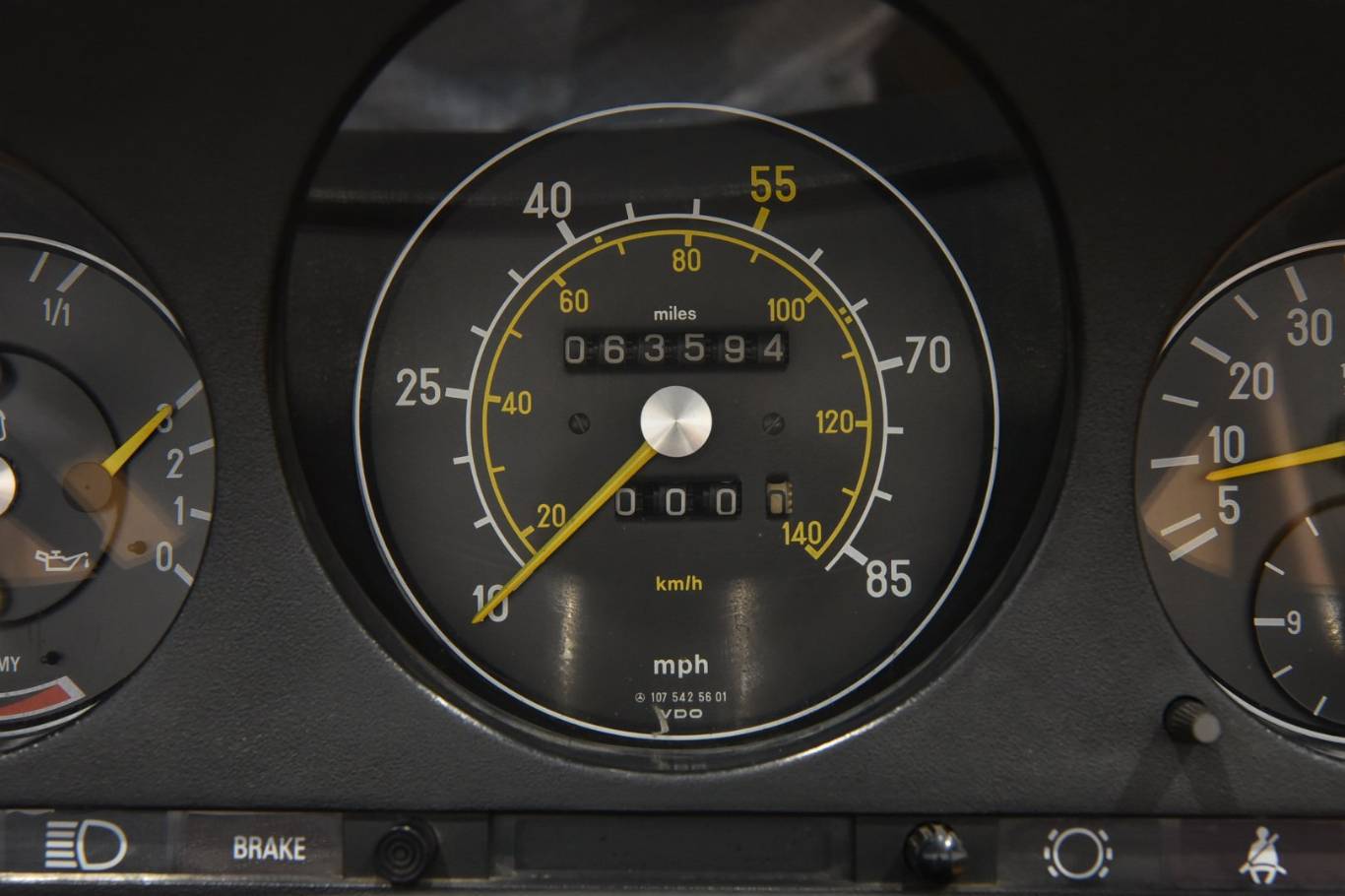 MERCEDES-BENZ SL 380 46