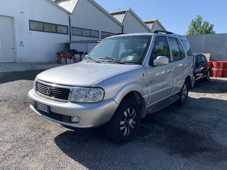 TATA Safari 1
