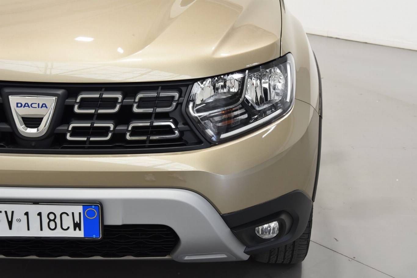 DACIA Duster 6