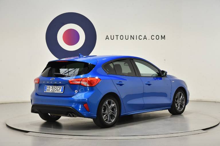 FORD Focus 23