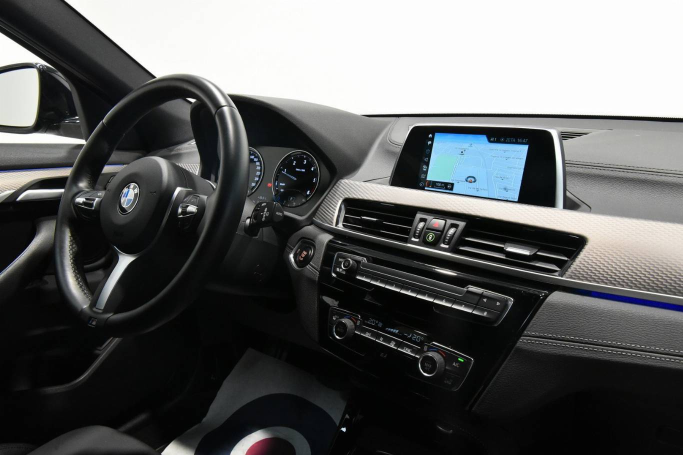 BMW X2 26