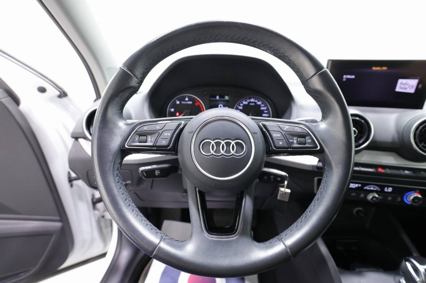 AUDI Q2 7
