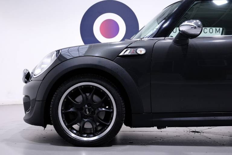 MINI Cooper S 16