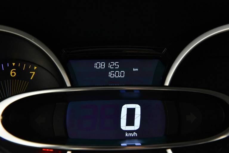 RENAULT Clio 29
