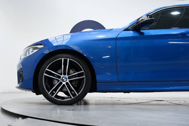 BMW 118 12
