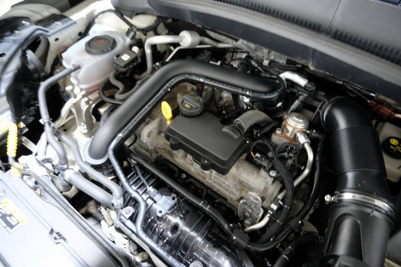 VOLKSWAGEN T-Cross 51