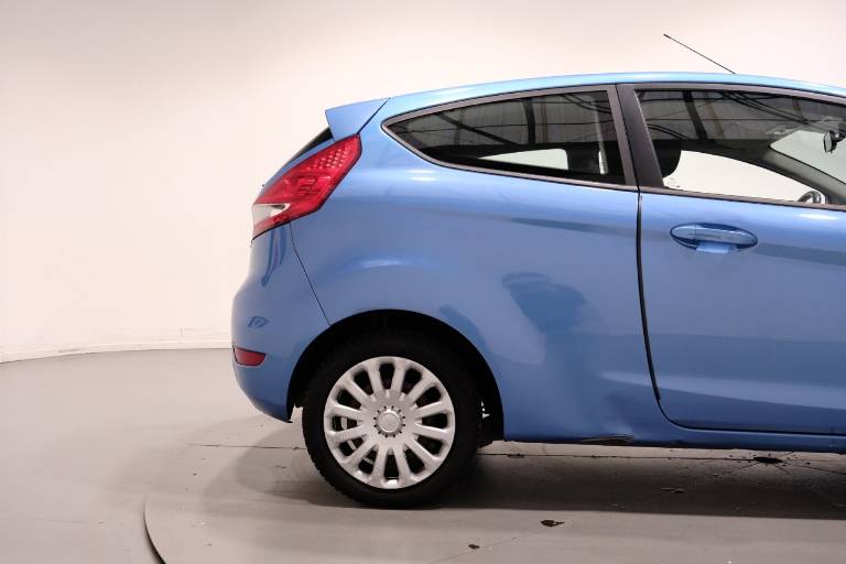 FORD Fiesta 43