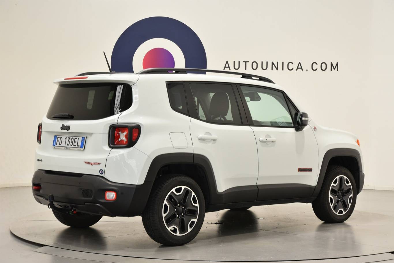 JEEP Renegade 29