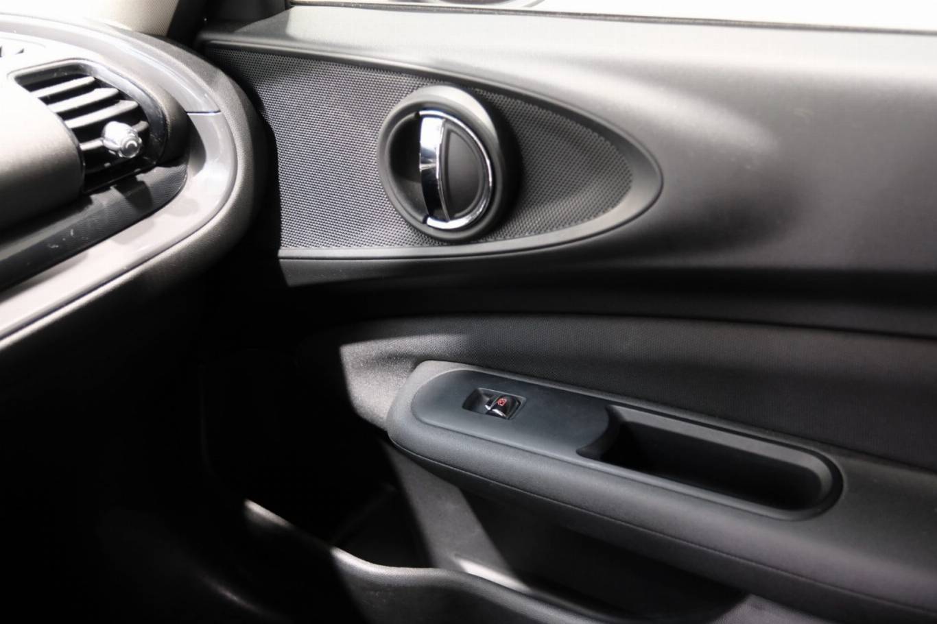 MINI Cooper Clubman 36