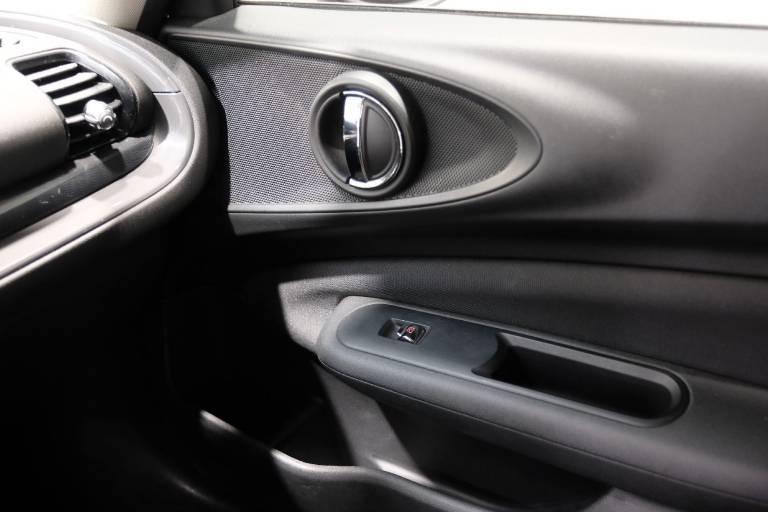 MINI Cooper Clubman 36