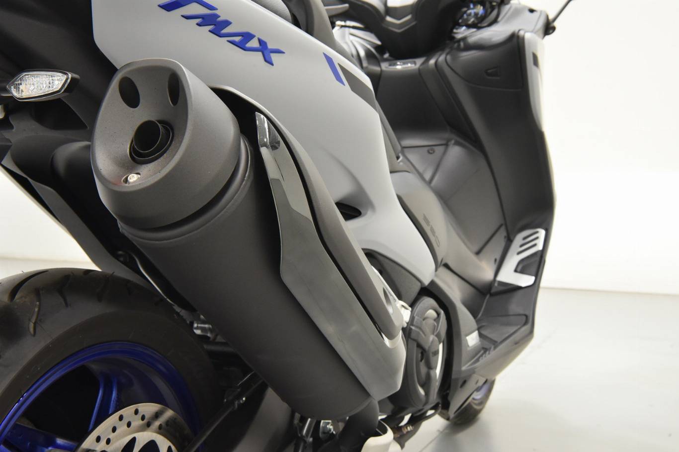 YAMAHA T-Max 560 45