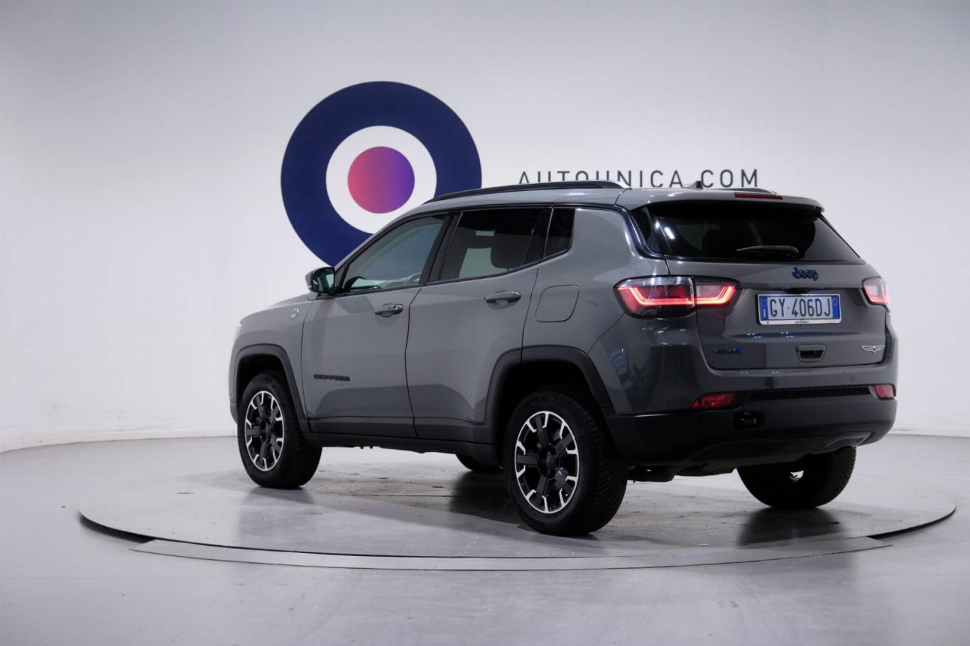 JEEP Compass 18