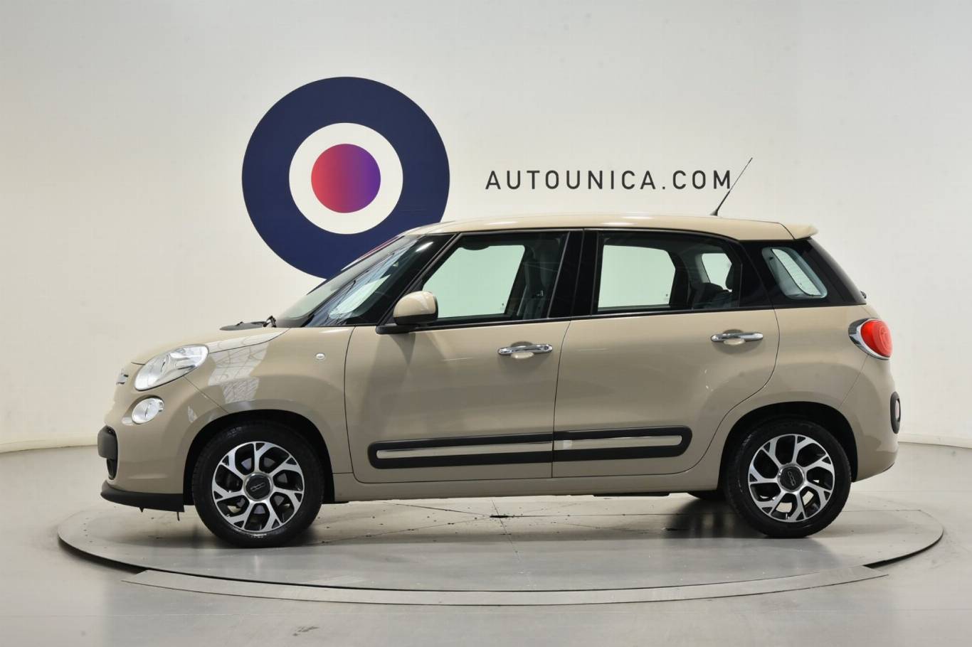 FIAT 500L 32
