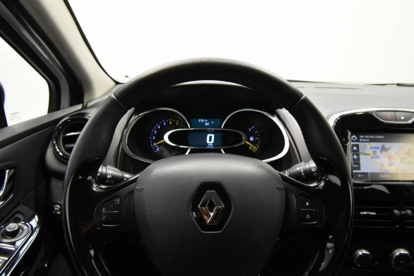 RENAULT Clio 44