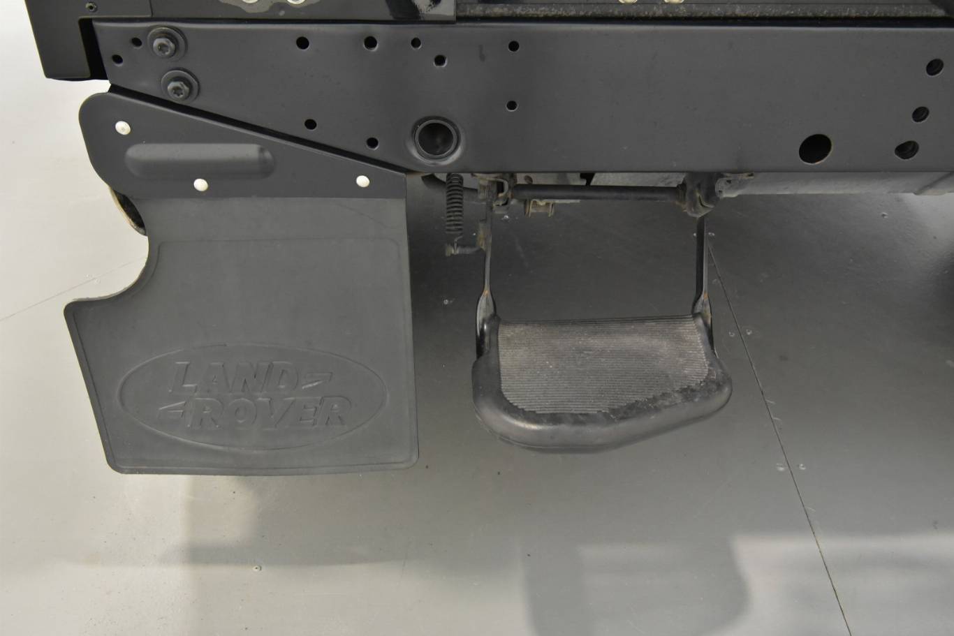 LAND ROVER Defender 80