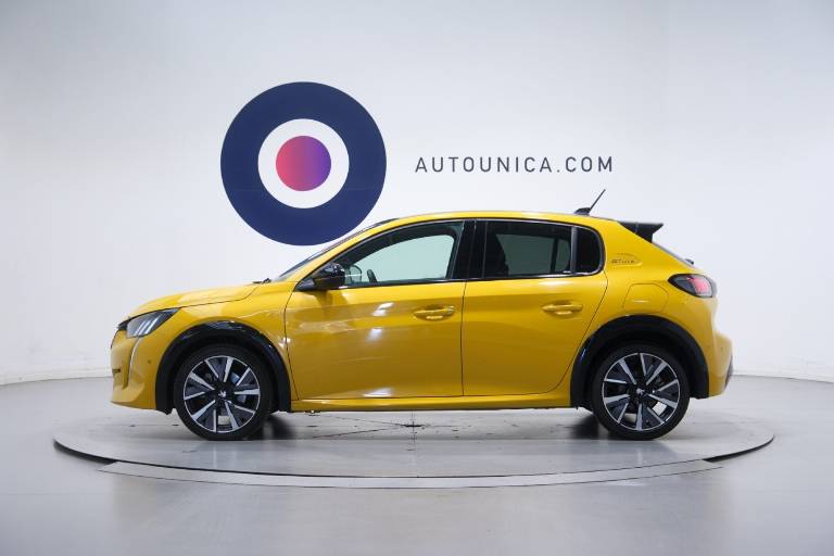 PEUGEOT 208 19