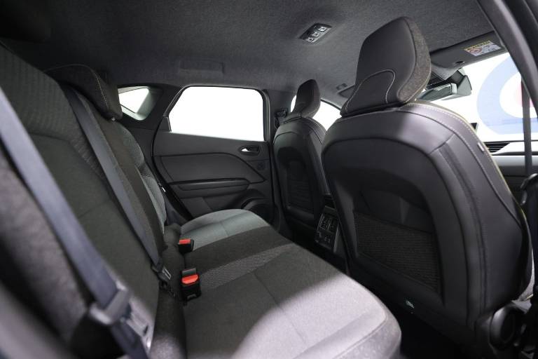 RENAULT Captur 47