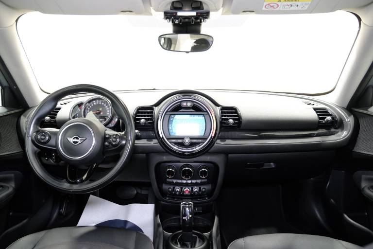 MINI Cooper Clubman 10