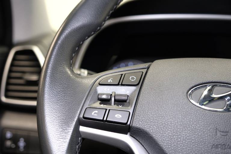 HYUNDAI Tucson 21