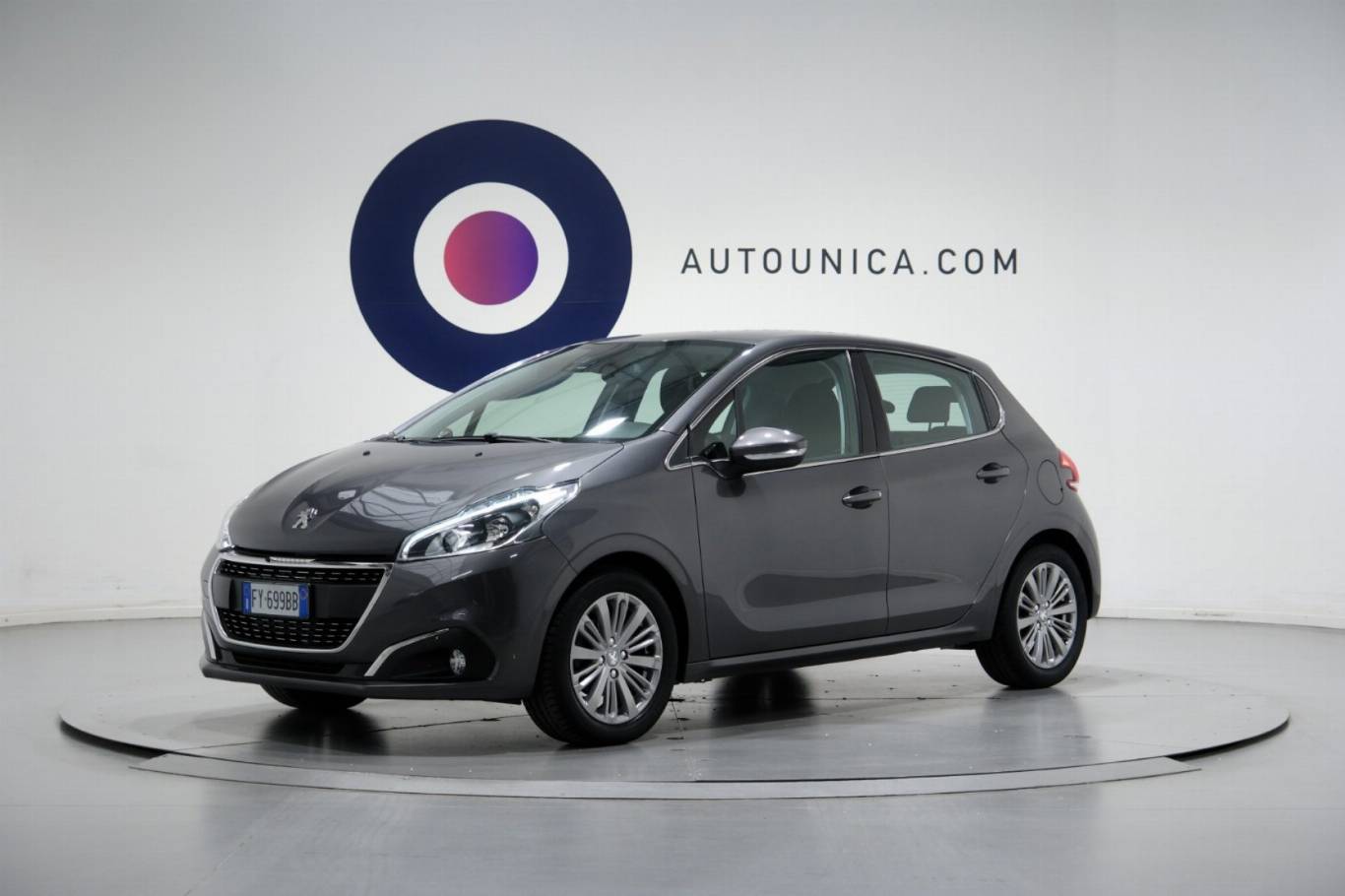 PEUGEOT 208 1