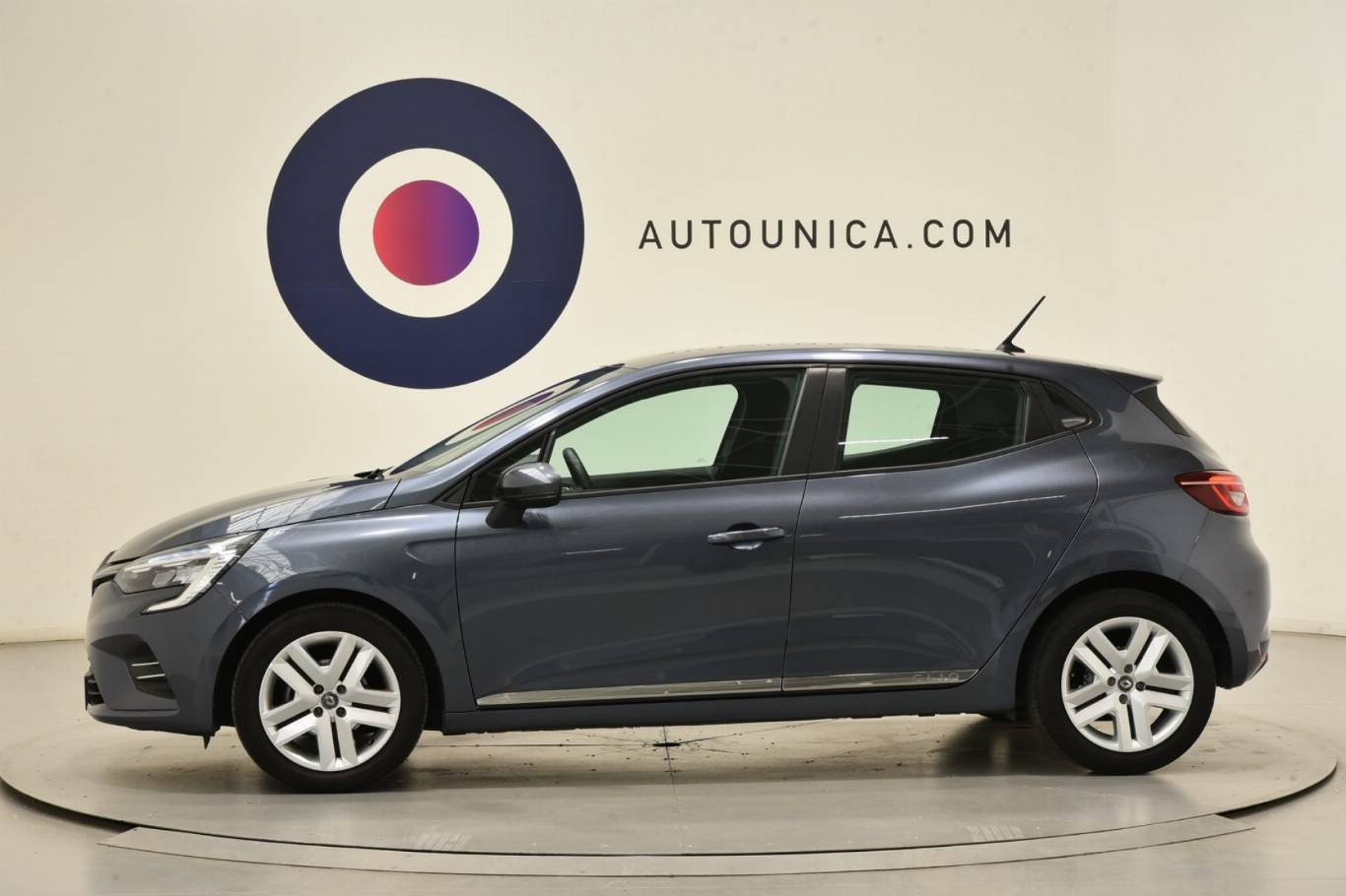 RENAULT Clio 32