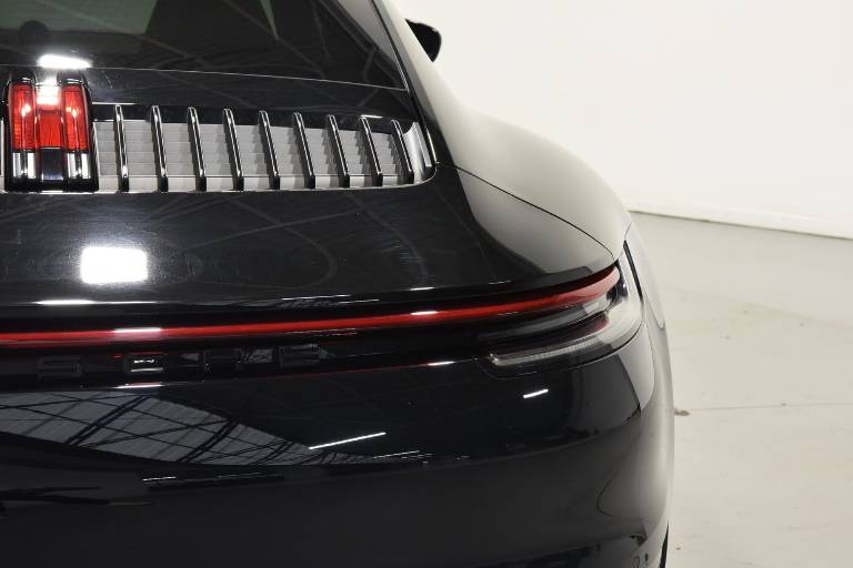 PORSCHE 911 15