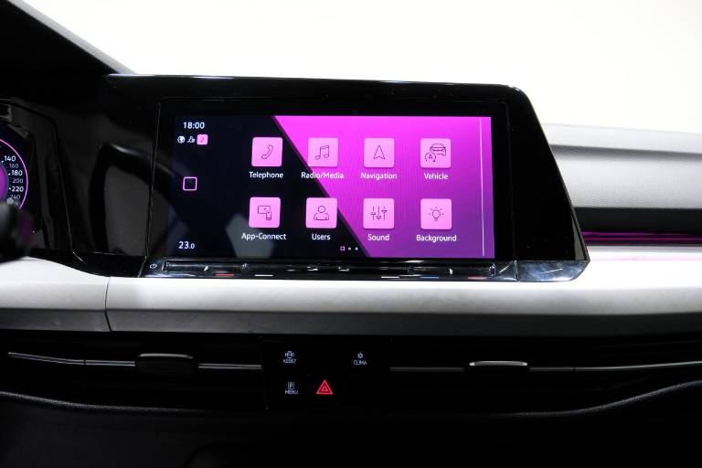 VOLKSWAGEN Golf Variant 32