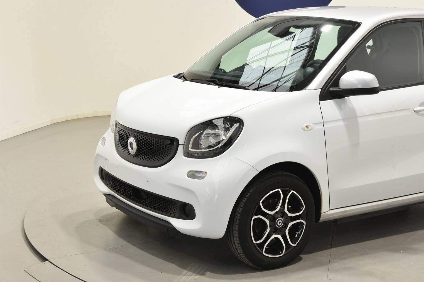 SMART ForFour 16