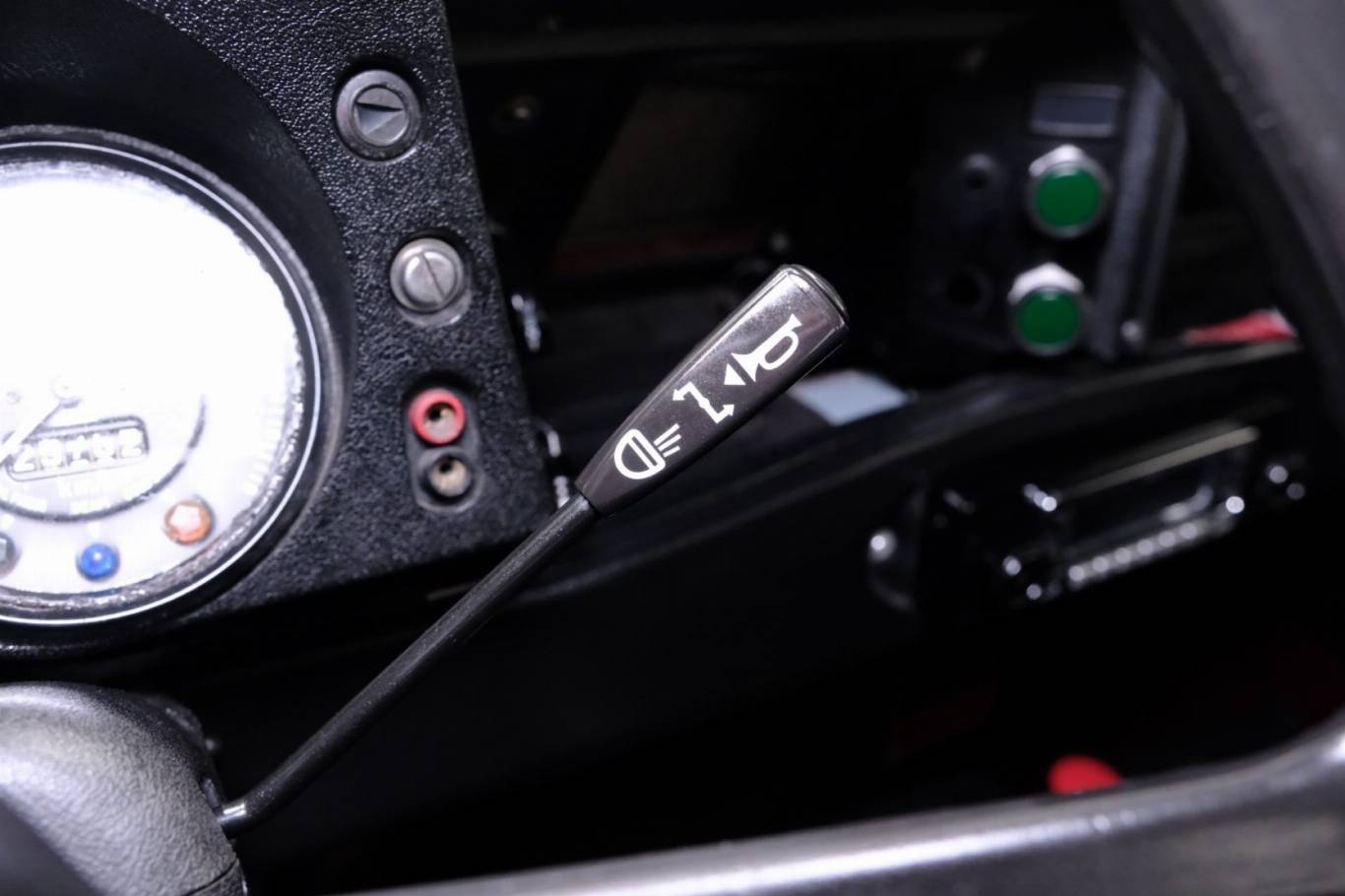 LAND ROVER Defender 20