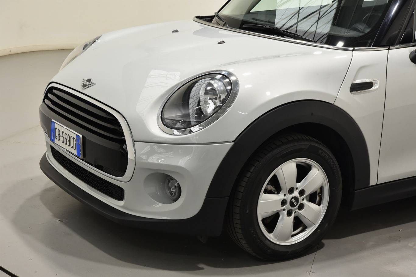 MINI Cooper 16