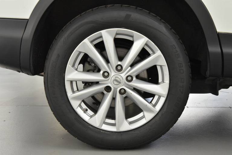 NISSAN Qashqai 36