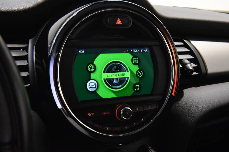 MINI Cooper D 26