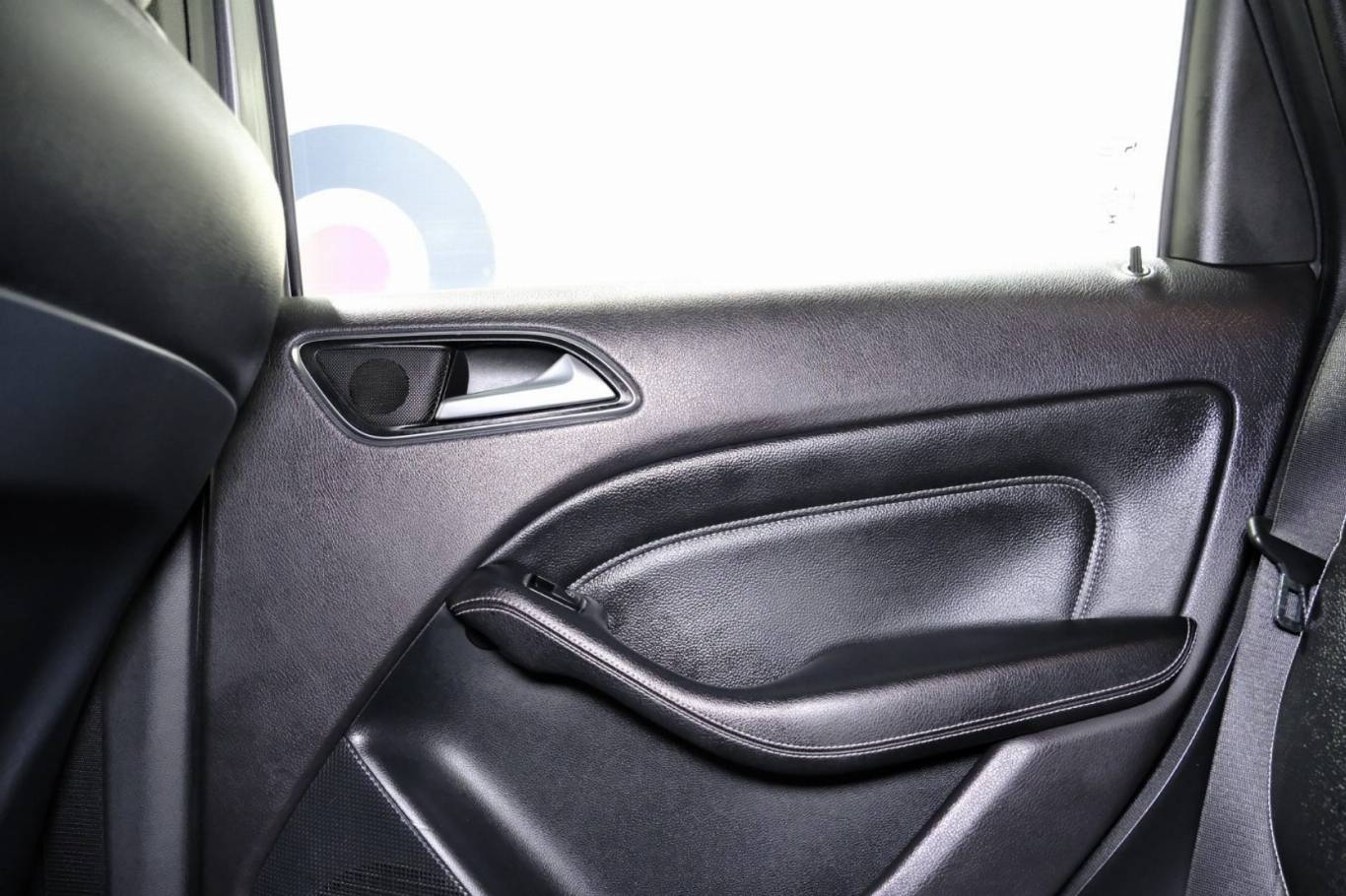 MERCEDES-BENZ B 200 41