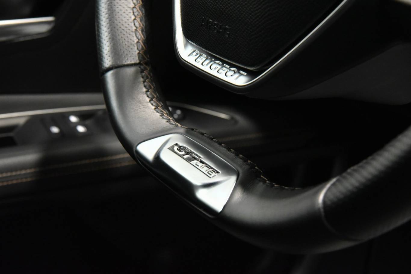 PEUGEOT 3008 43