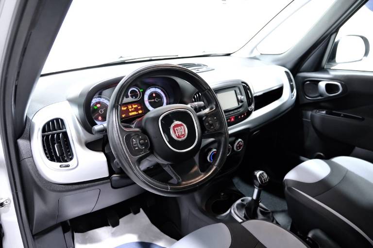 FIAT 500L 5