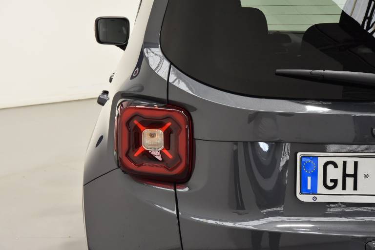JEEP Renegade 18